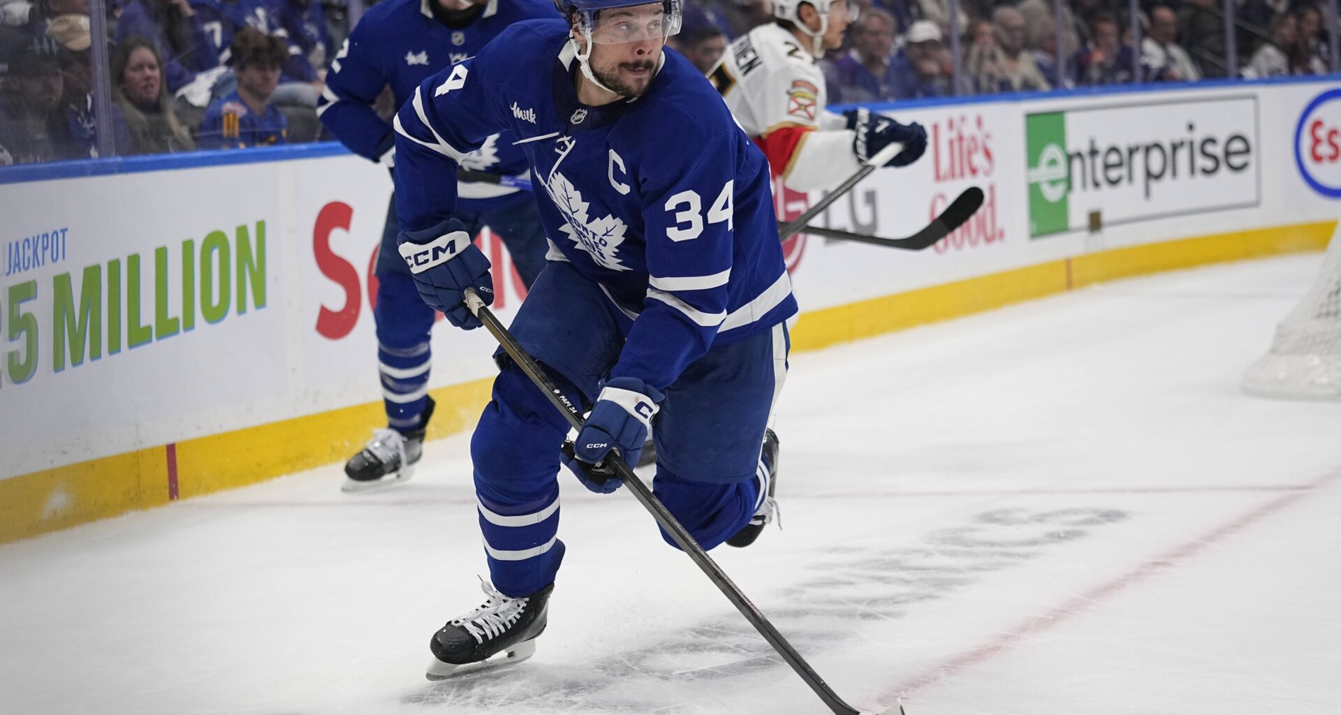 Leafs' Auston Matthews Puts Injury Issues Behind Him, Spotted Back on the Ice With Another NHL Star