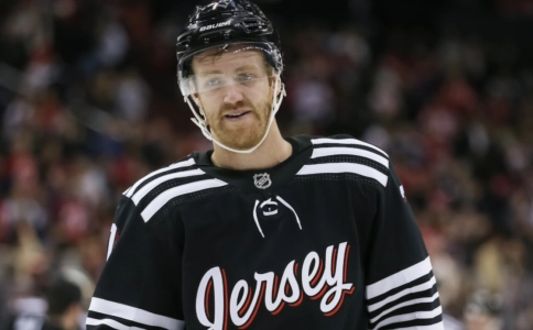 Devils defenseman Dougie Hamilton