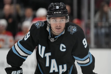 Utah Mammoth captain Clayton Keller