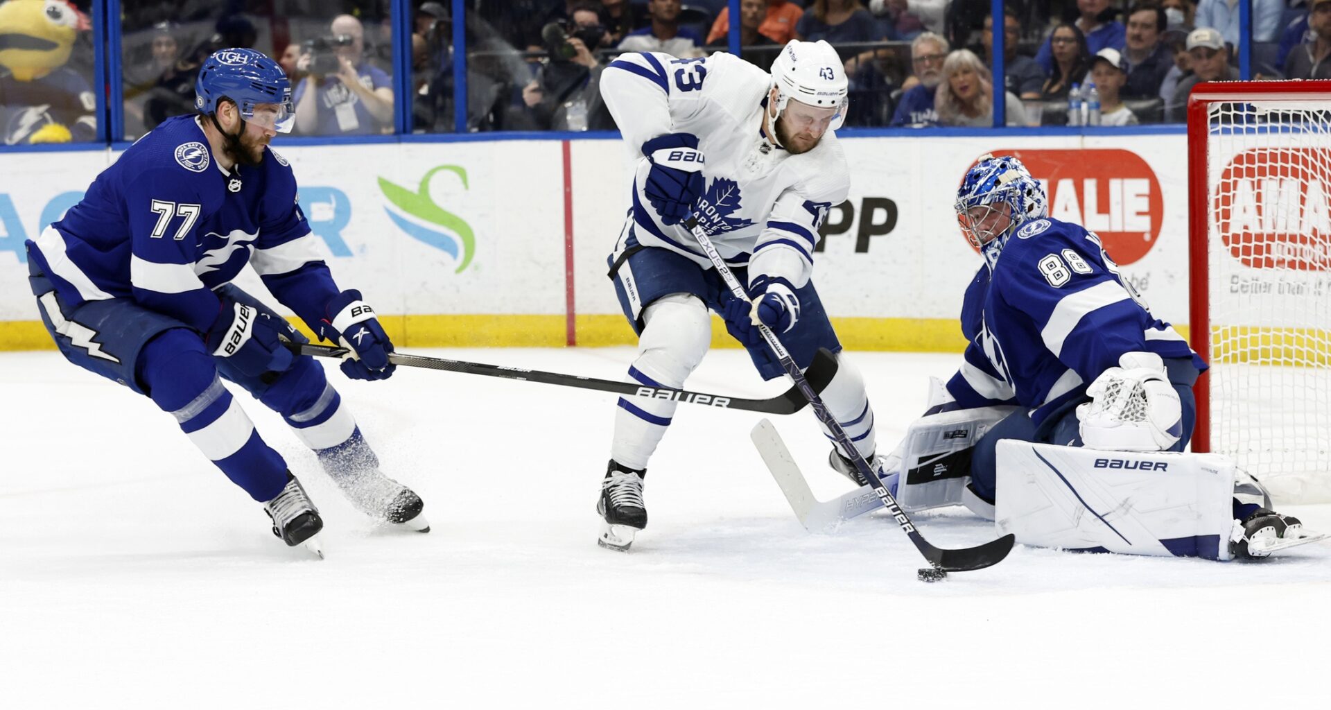 Former Maple Leafs Forward and 2-time Stanley Cup Champion Officially Retires and Joins Front Office