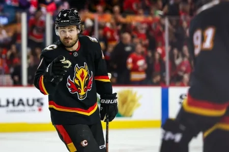 Rasmus Andersson of the Calgary Flames.