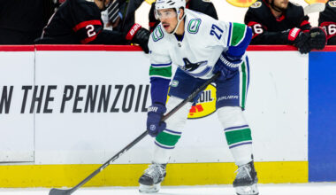 Detroit Red Wings Sign Ex-Vancouver Canucks Fan Favorite Defensemen to New Contract