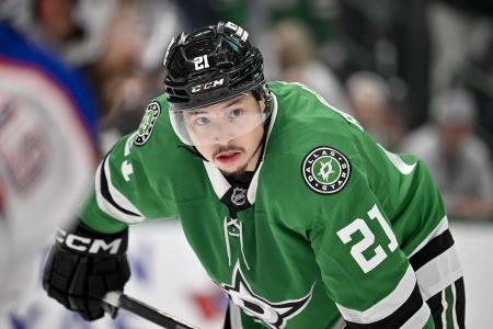 May 29, 2025; Dallas, Texas, USA; Dallas Stars left wing Jason Robertson (21) during the game between the Dallas Stars and the Edmonton Oilers in game five of the Western Conference Final of the 2025 Stanley Cup Playoffs at American Airlines Center. Mandatory Credit: Jerome Miron-Imagn Images