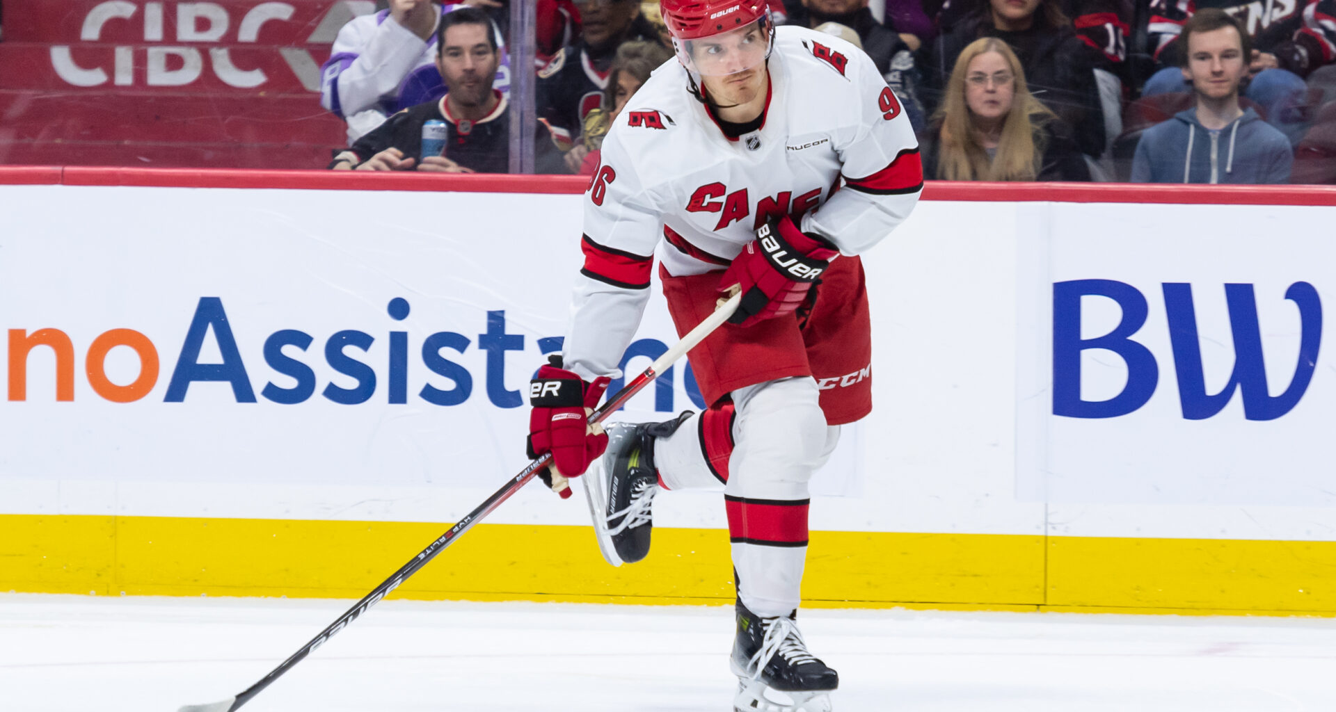 Maple Leafs' Free Agent Target Jack Roslovic Linked to Familiar Destination