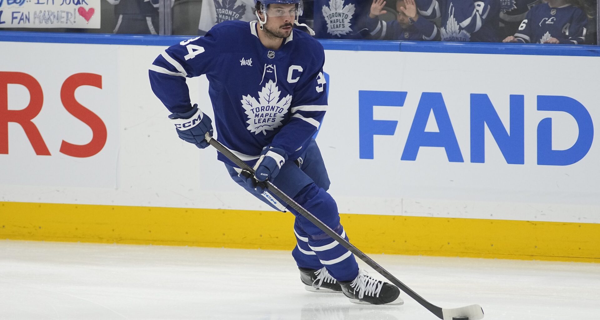 Auston Matthews' Former Teammate Could Land in Toronto After Rival Steps Back