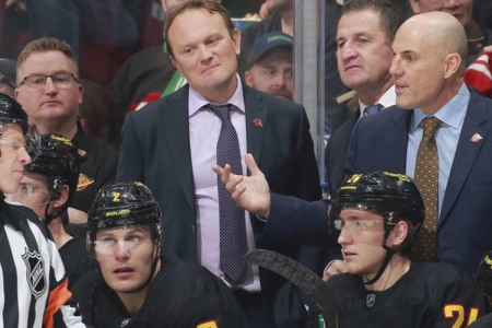 Sergei Gonchar on the Vancouver Canucks' bench.