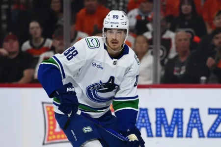 Vancouver Canucks forward Nils Aman.
