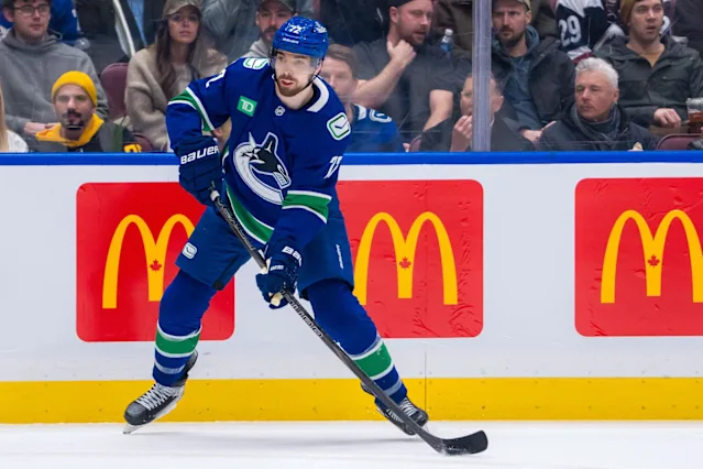 Former Vancouver Canuck Believes Team Will be Fine Without Getting a Second Line Centerman