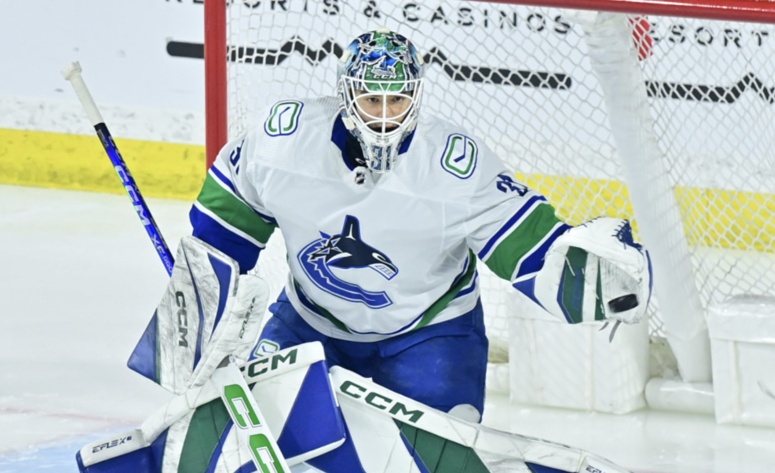 Former Vancouver Goalie Throws Shade at Canucks Management for Controversial Goalie Trade
