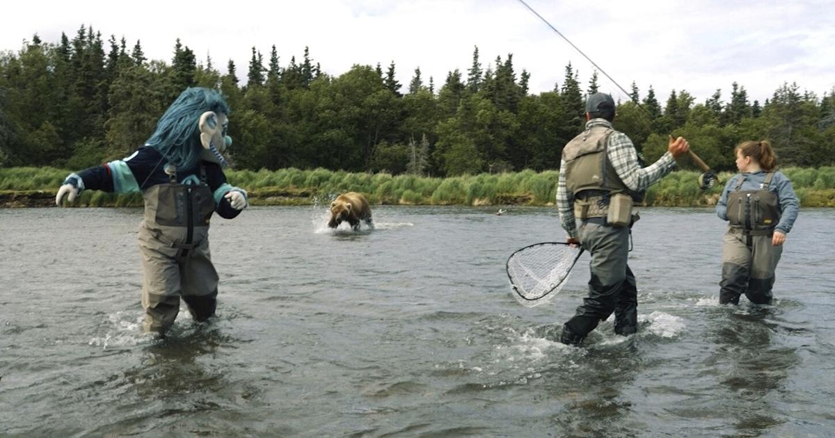 Seattle NHL team's mascot has a close encounter with a brown bear during video shoot in Alaska | Ap-sports