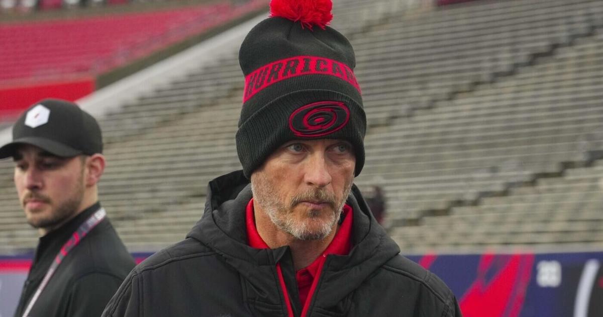 Hurricanes owner Tom Dundon reaches agreement to buy NBA's Trail Blazers, per report | National