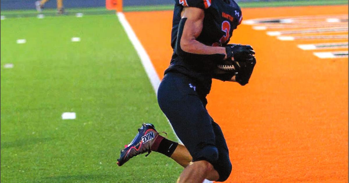 Grafton Black Hawks triumph over Mount Horeb in season opener | Ozaukee Co. Sports