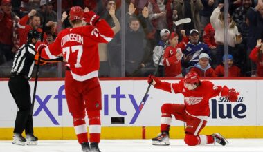 Cam Talbot gets back in the win column as Detroit Red Wings beat Tampa Bay Lightning, 2-0