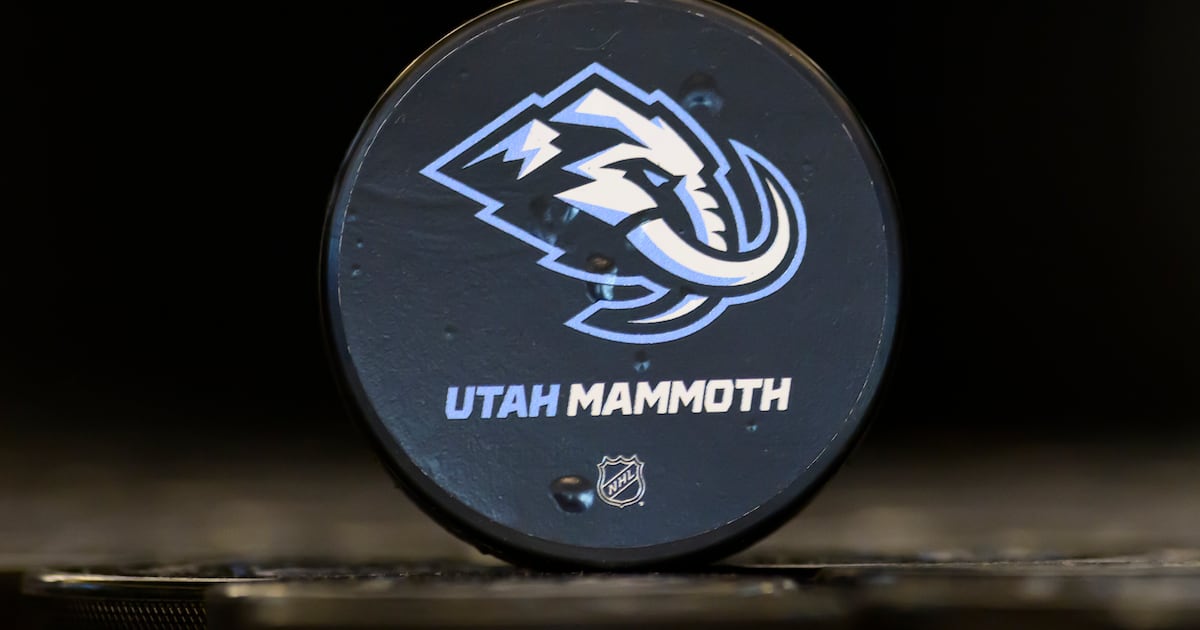 Utah Mammoth suing hockey bag company Mammoth Hockey over trademark dispute around name