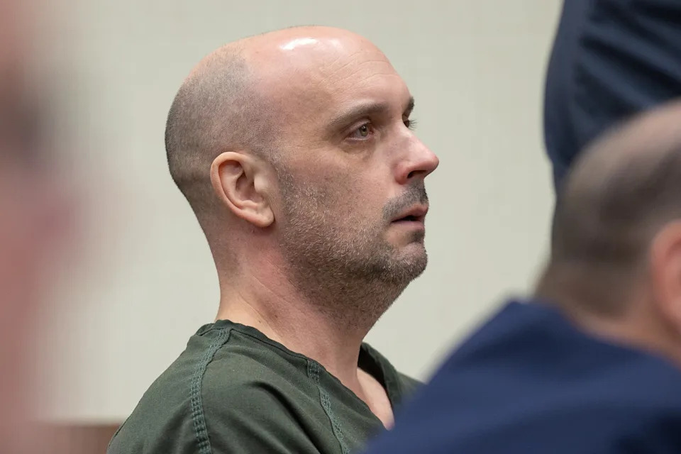 Sean Higgins becomes emotional as his defense describes the crime scene during an April hearing at the Salem County Courthouse in Salem.