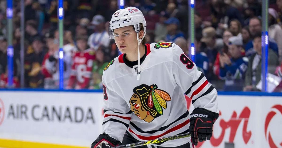 Une troisième saison cruciale pour Connor Bedard et l’avenir des Blackhawks