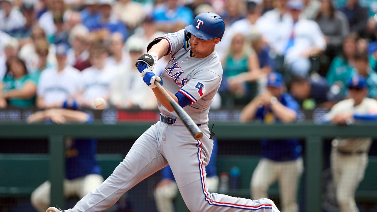 Yankees at Rangers odds, picks and predictions