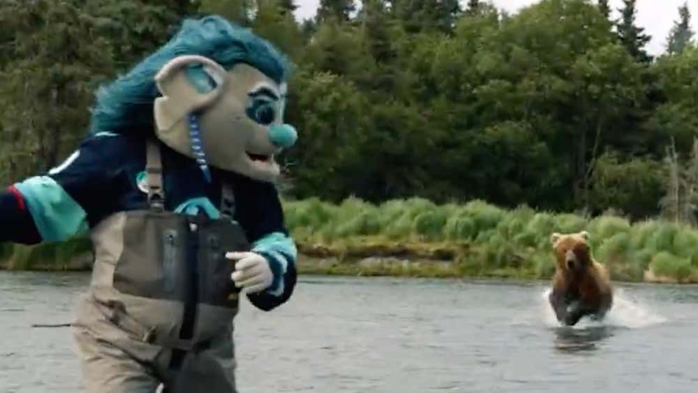 For a Second There, It Really Looked Like Seattle Kraken's Mascot Was Going to Be Eaten By a Grizzly Bear