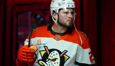 "Mason McTavish débutera la saison à Anaheim"