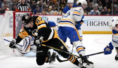 Robertson Signs; Sabres Trade Paralysis; Penguins' Unheralded