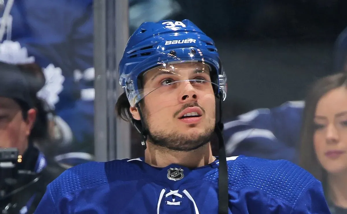 NHL Rumors: Auston Matthews, Maple Leafs could turn to Sidney Crosby's Penguins to aid urgent need after losing Mitch Marner