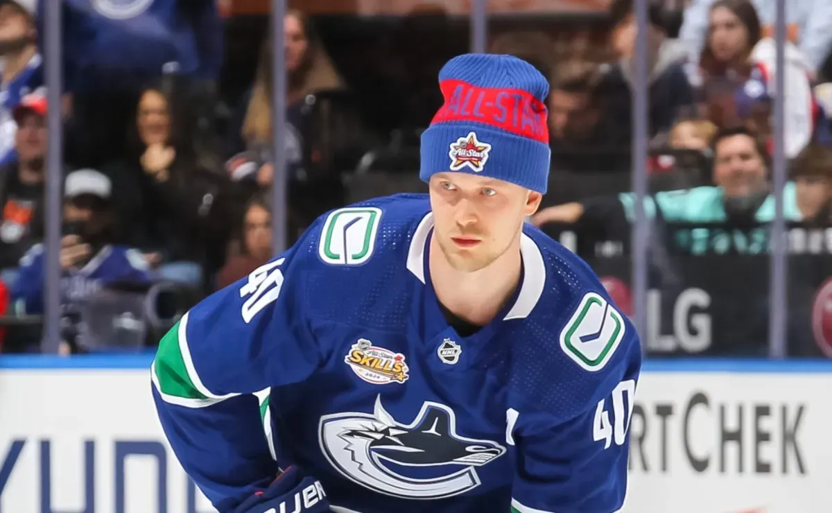 NHL News: Despite committing to Elias Pettersson for the long-haul, Canucks reportedly have yet to address key area of concern