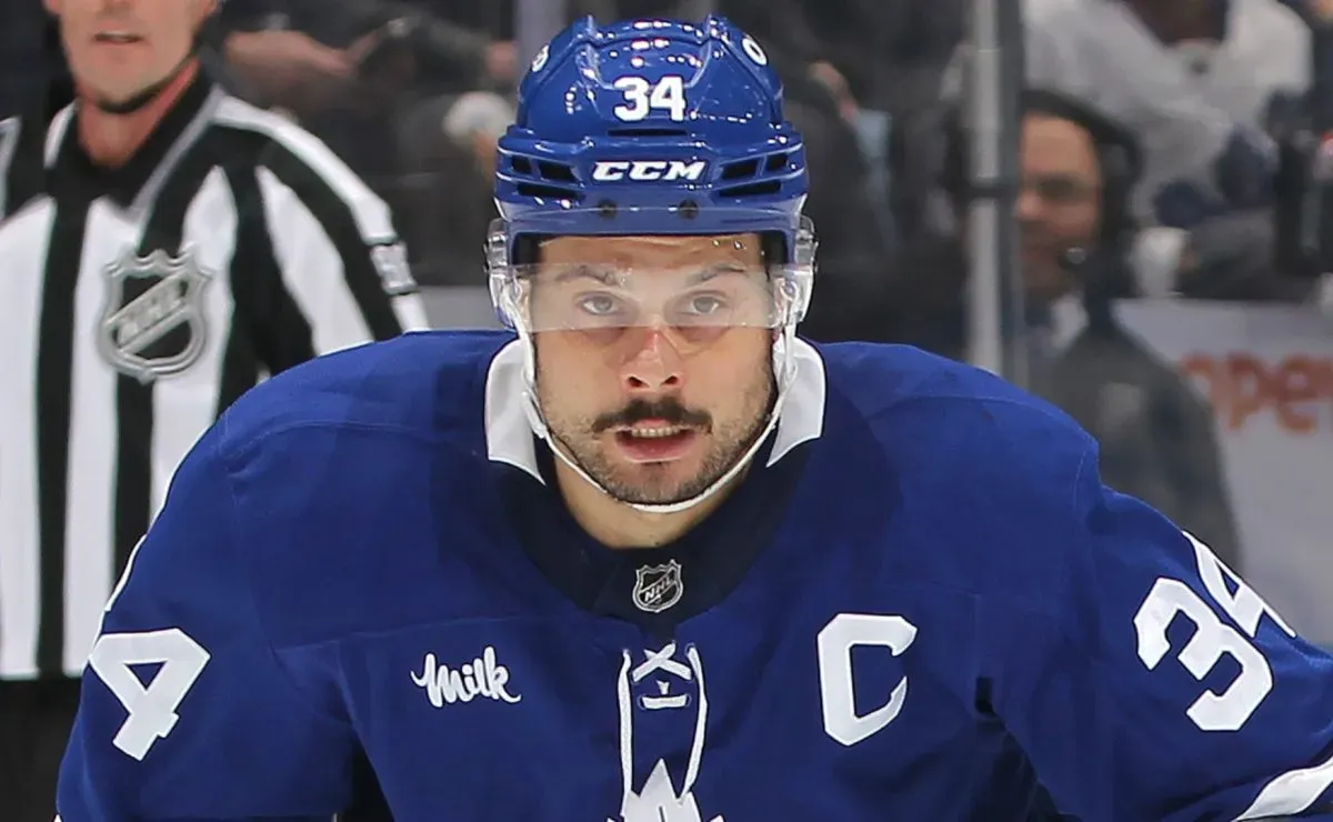 NHL News: Auston Matthews' Maple Leafs reportedly target Sidney Crosby's teammates as trade talks with Penguins intensify