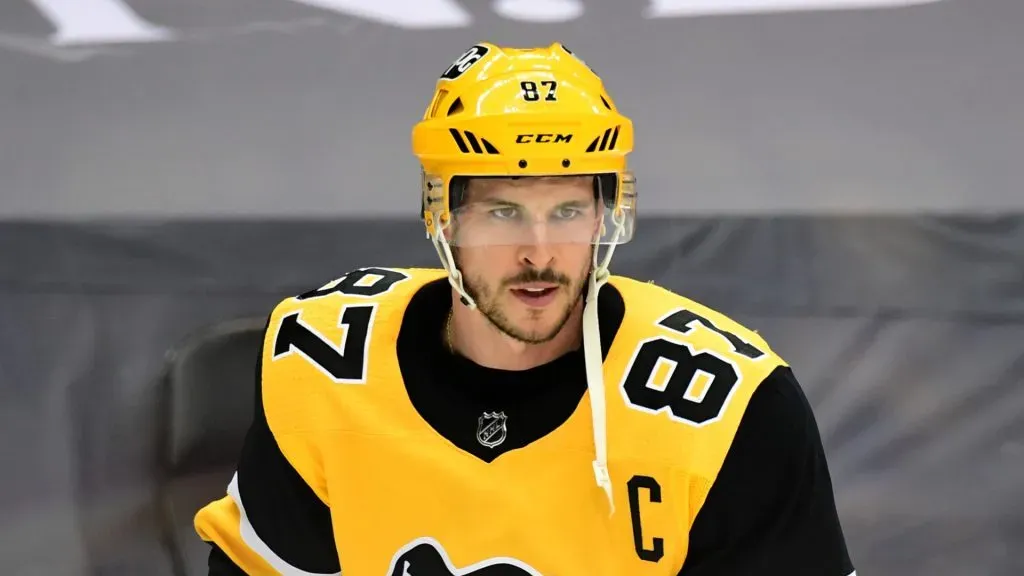 Sidney Crosby #87 of the Pittsburgh Penguins warms up prior to Game Five of the First Round of the 2021 Stanley Cup Playoffs against the New York Islanders at PPG PAINTS Arena on May 24, 2021 in Pittsburgh, Pennsylvania.