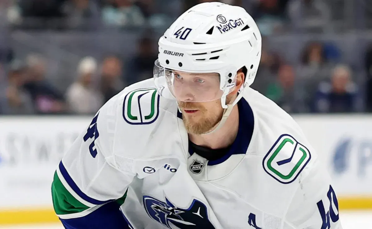 NHL News: Quinn Hughes' future with Elias Pettersson's Canucks reportedly linked to reunion with brothers on Devils