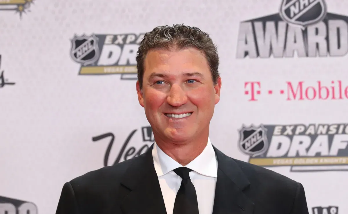 NHL News: Mario Lemieux faces new competitor in plan to purchase Sidney Crosby's Penguins from current ownership