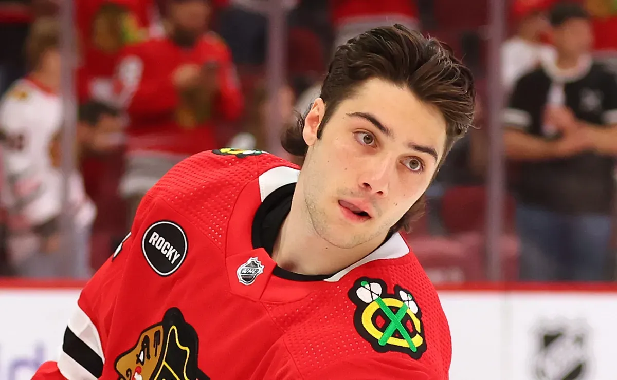 NHL News: Frank Nazar set to make more than Wayne Gretzky thanks to extension with Connor Bedard's Blackhawks