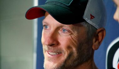 Carolina Hurricanes owner Tom Dundon strikes tentative deal to buy the Portland Trail Blazers