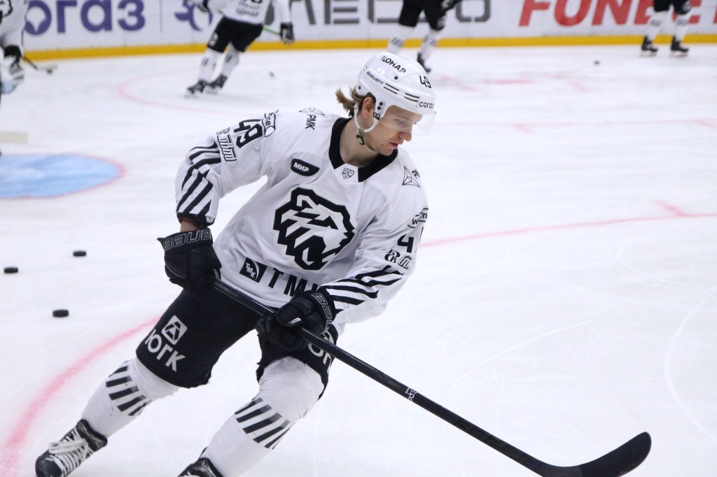 The Islanders are one of four teams in early on Maxim Shabanov.