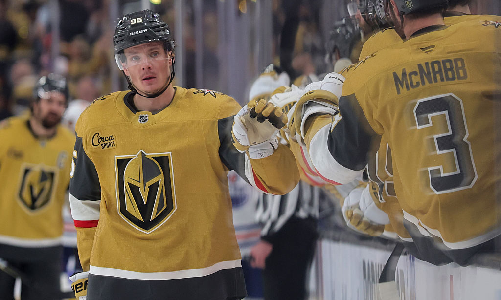 Avs make strong addition to third-line, sign vet