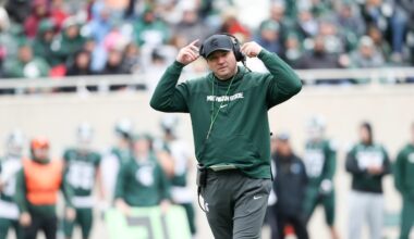 Michigan State’s Jonathan Smith suits up at goalie to face NHL first-round pick