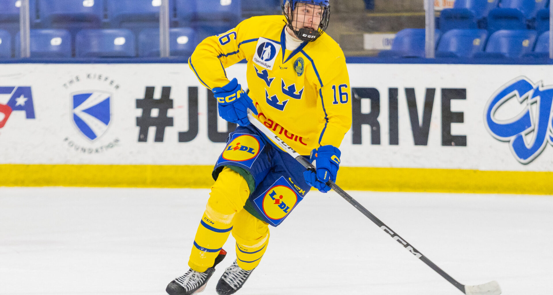 Sweden Beats Canada 8-4 in World Junior Summer Showcase - The Hockey Writers - World Junior Hockey Championship