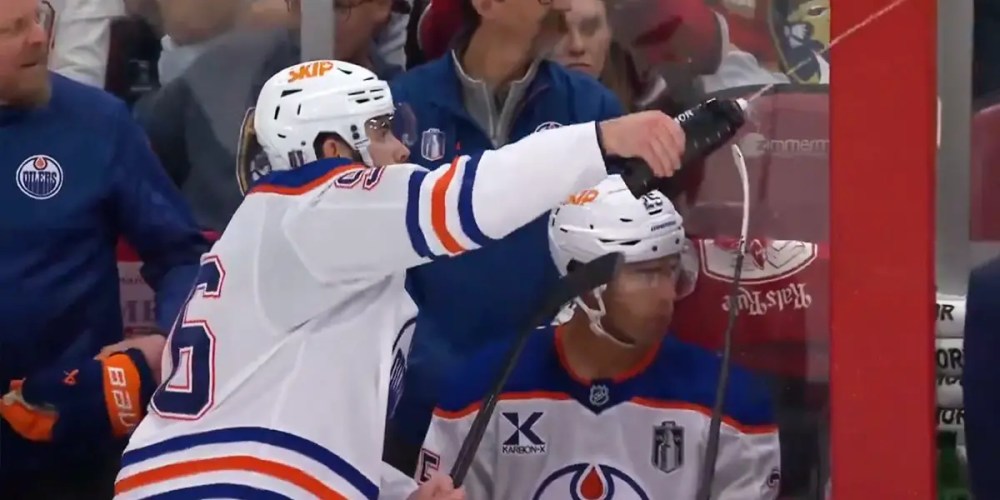 Jake Walman Water bottle Edmonton Oilers