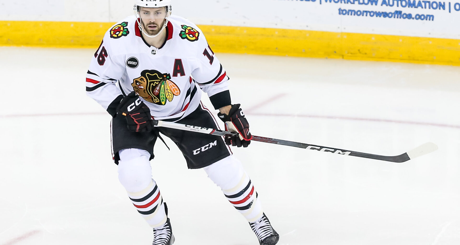 Jason Dickinson Chicago Blackhawks