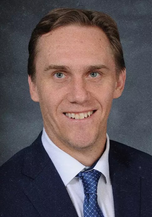 Former UMass Lowell hockey captain Josh Holmstrom rejoins the program