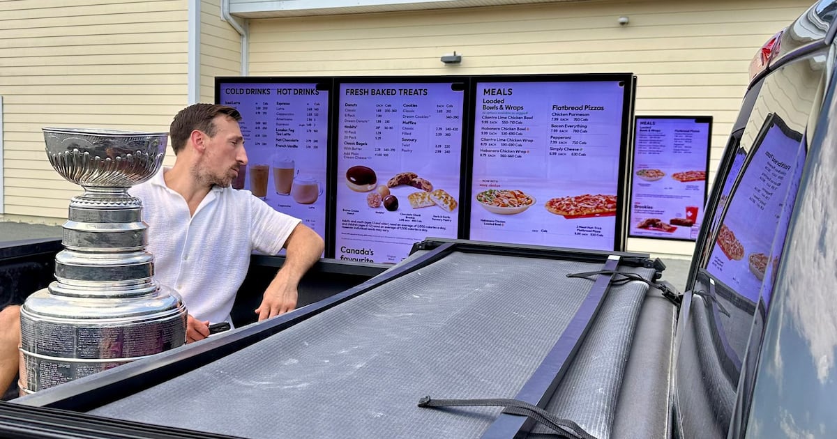 Hockey star Brad Marchand brings Stanley Cup to Nova Scotia - CTV News