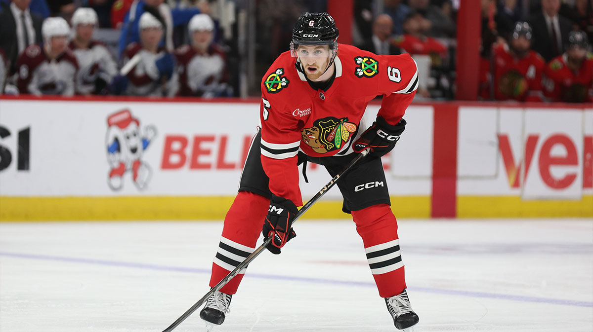 Chicago Blackhawks defenseman Sam Rinzel (6) waits for a faceoff during the third period against the Colorado Avalanche at United Center.