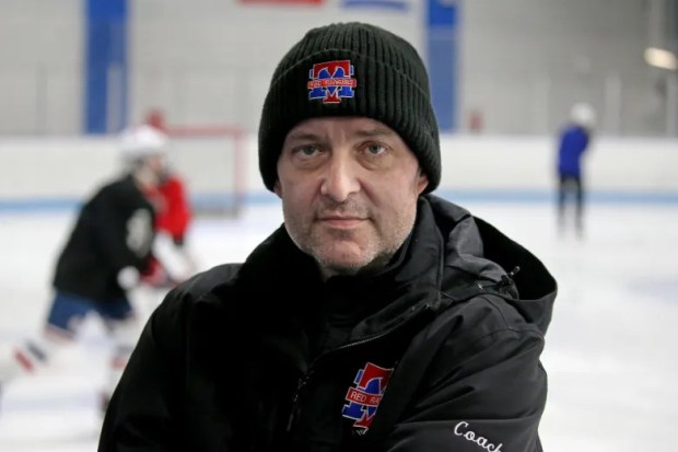Methuen/Tewksbury girls hockey coach Dave O'Hearn died earlier this week at age 48. He led the Red Rangers to a 41-13-7 record, including a 19-2-3 mark this past season. (Staff Photo/Stuart Cahill/Boston Herald)