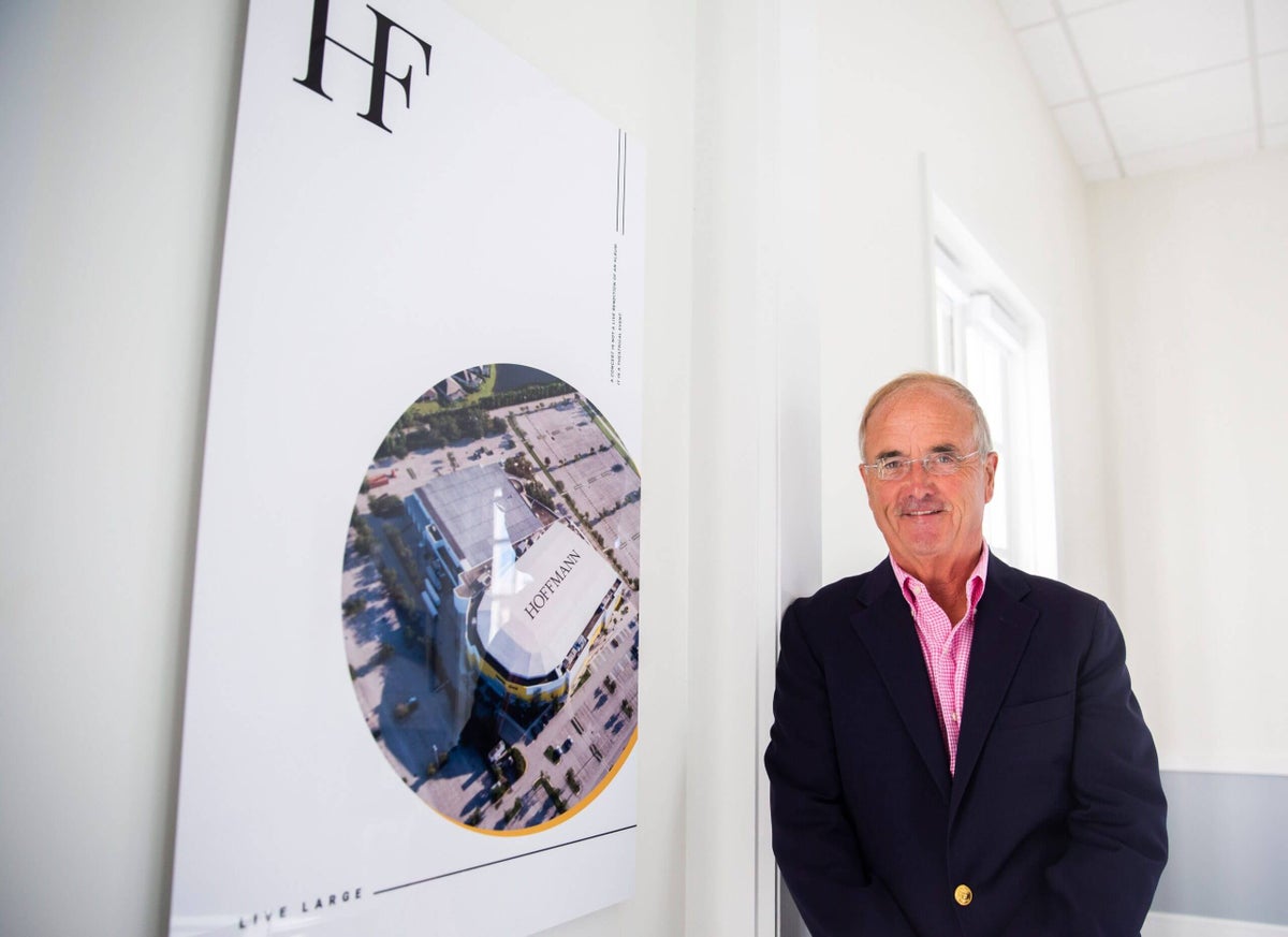 The Penguins could soon be sold to the Hoffmann family. Who are they?