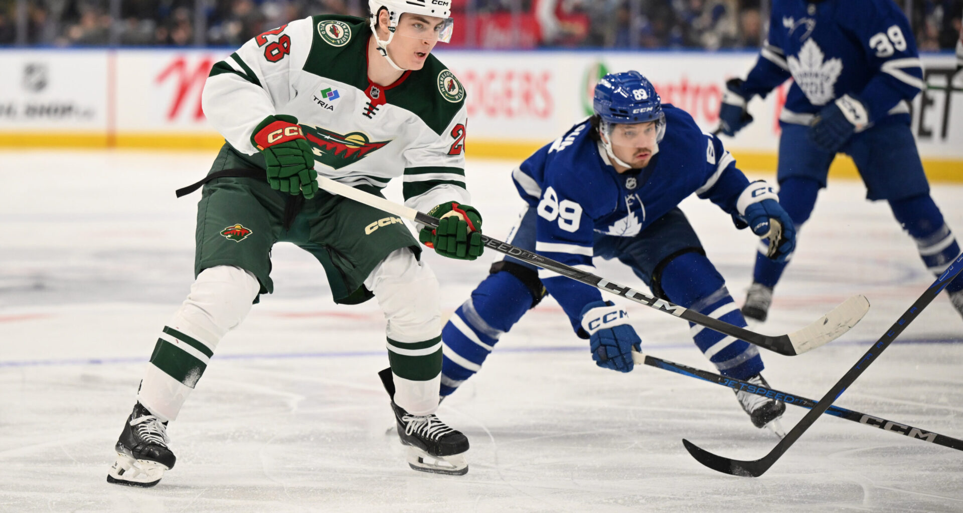 Pittsburgh Penguins Eye Nicholas Robertson as Trade Target