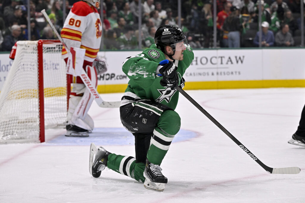 West Notes: Hintz, Toews, Kravtsov