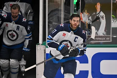 Adam Lowry showing great progress in return from hip surgery