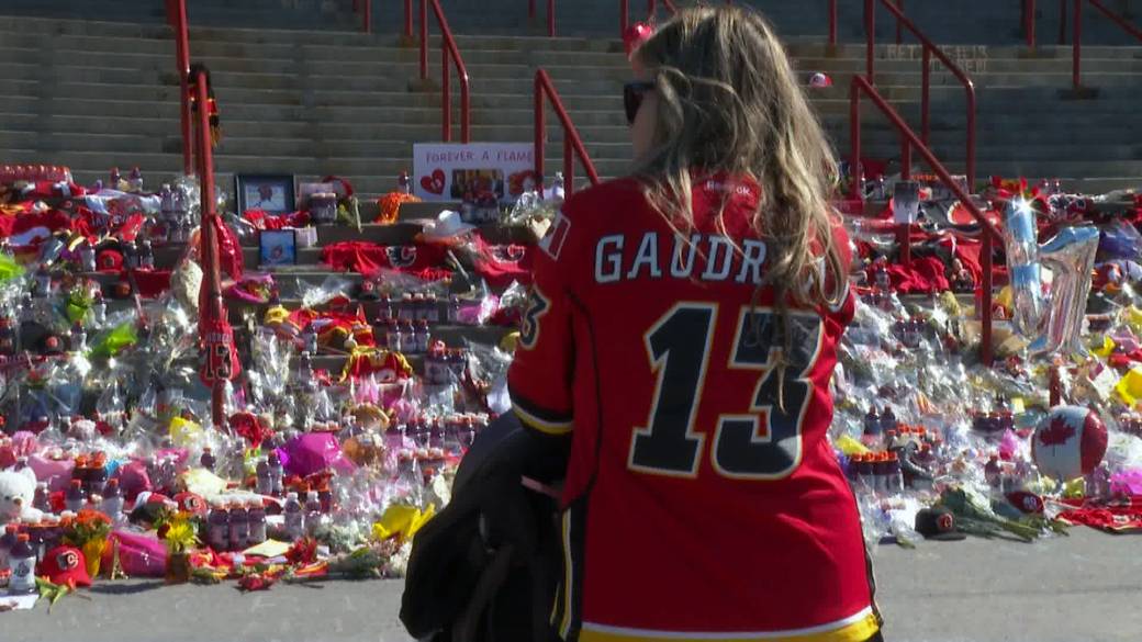 Click to play video: 'Calgary Flames announce candlelight vigil for Matthew and Johnny Gaudreau'