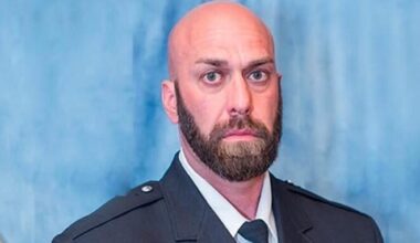 St. John, Indiana police detective Aaron Amptmeyer dies after suffering medical emergency while playing hockey