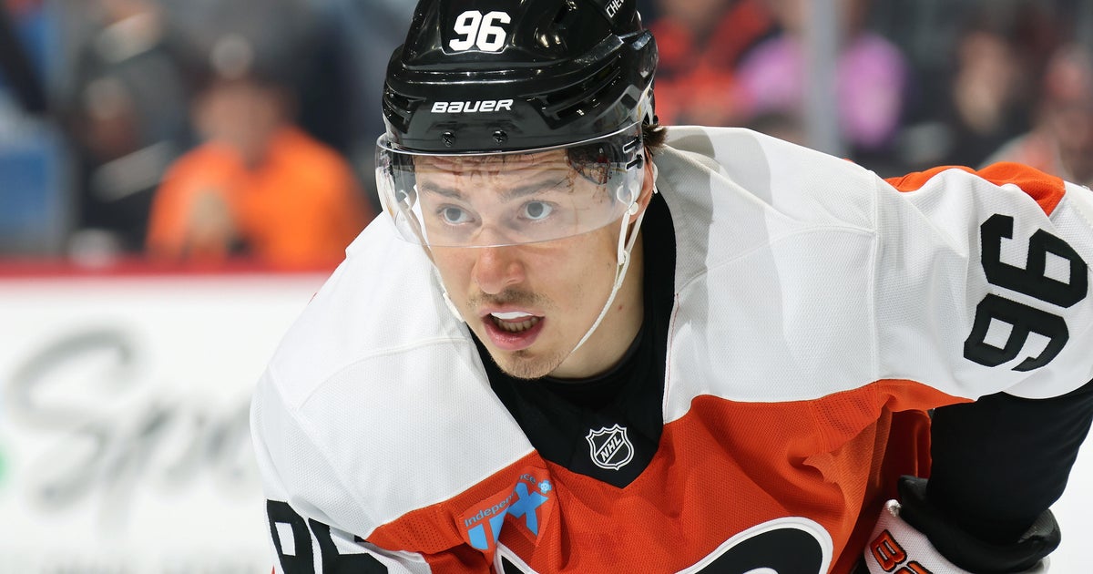 Flyers send Andrei Kuzmenko to Kings on NHL trade deadline day