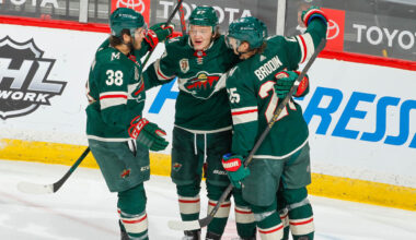 Stanley Cup Playoffs Buzz: Wild look to gain ground in West Division